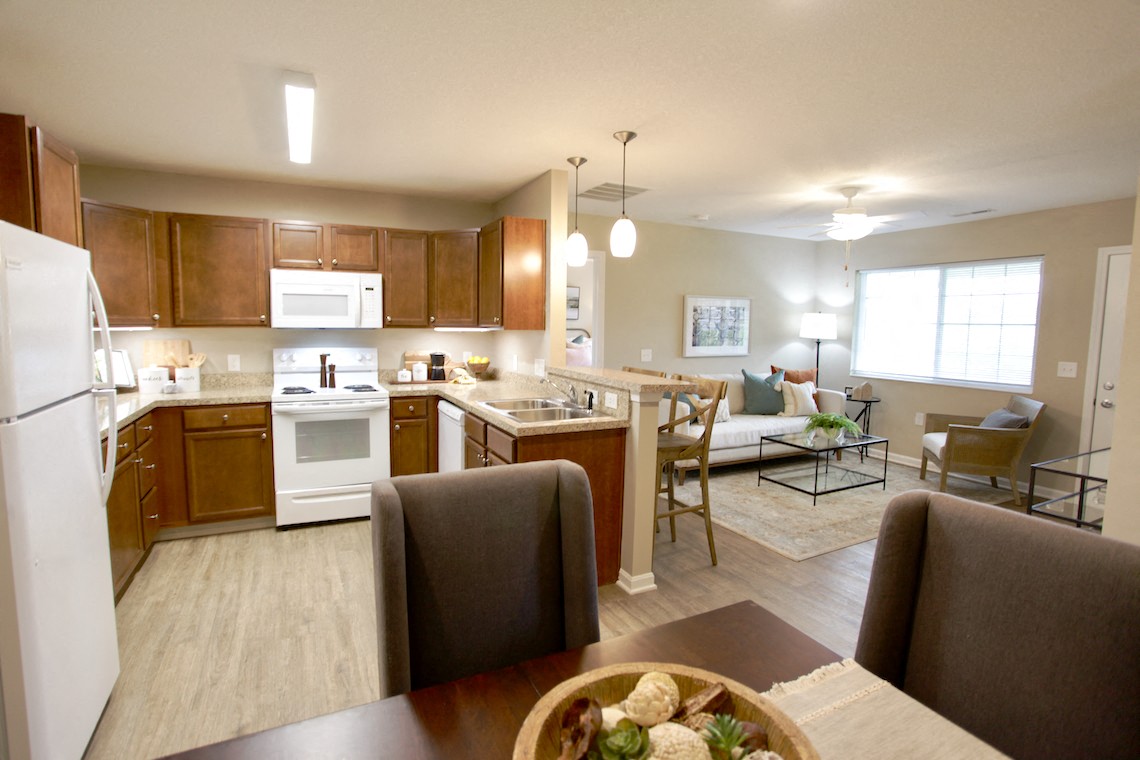 Photos and Video of Laurel Bluff Apartments in Reynoldsburg, OH